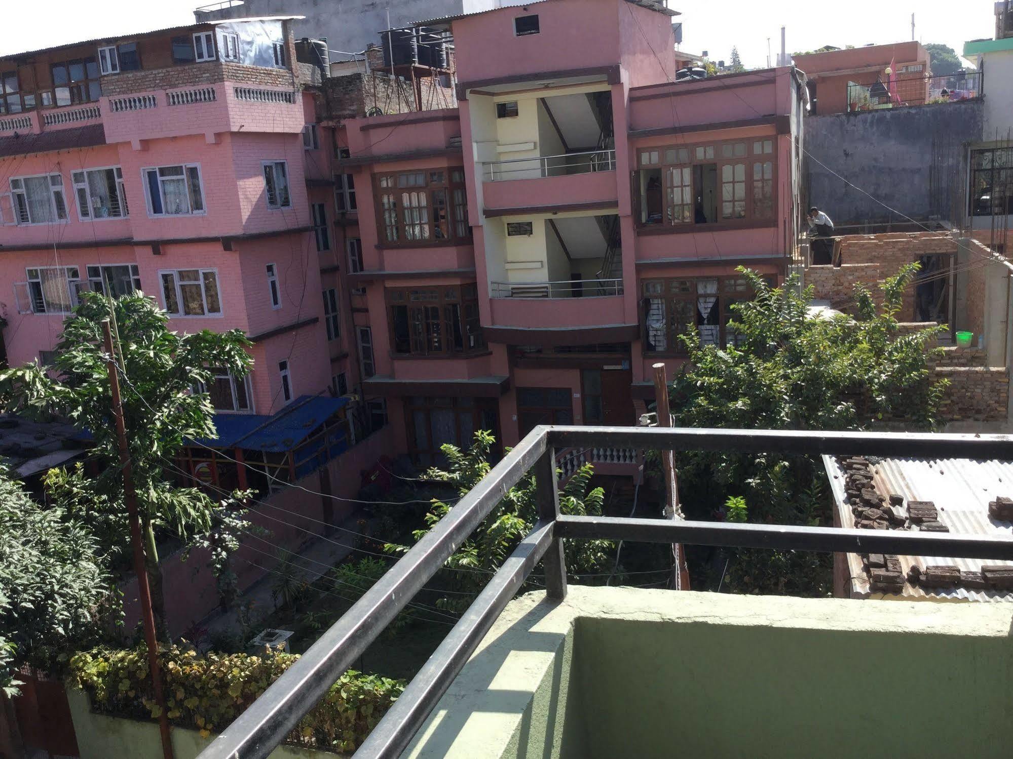 Hotel Pashupati Darshan Kathmandu Exterior photo